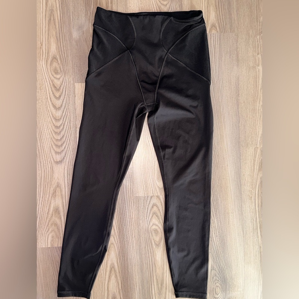 Savage X Fenty Sport Black Leggings